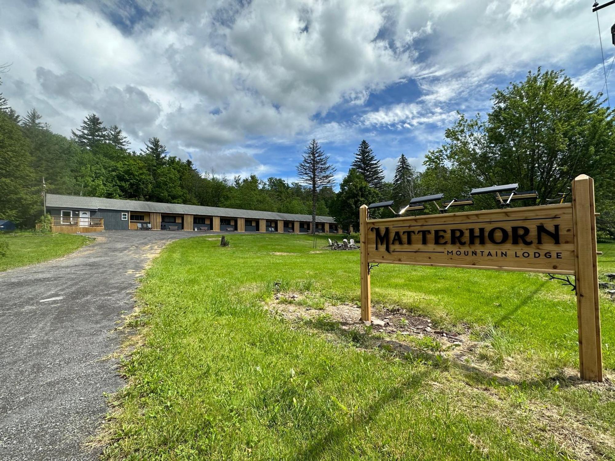 Matterhorns Hunter Lodge Eksteriør bilde